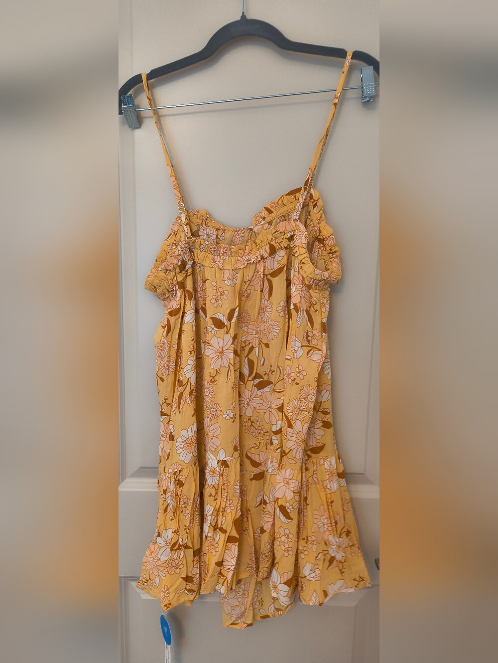 Jacklyn Loose Waisted Adjustable Straps Slip Dress - Picture 4 of 4